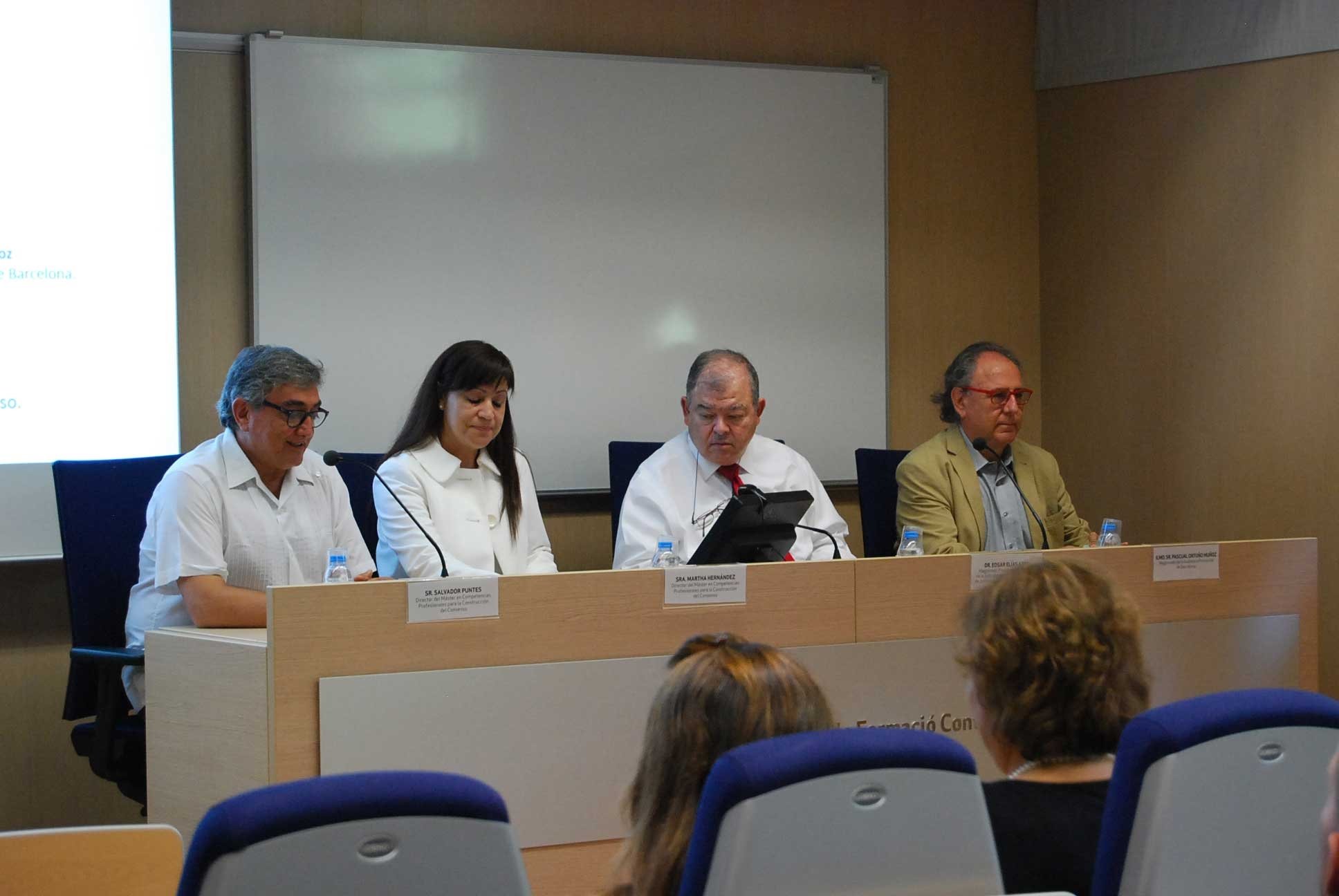 “La mediación es un instrumento de paz imprescindible para la sociedad” 6 “La mediación es un instrumento de paz imprescindible para la sociedad”